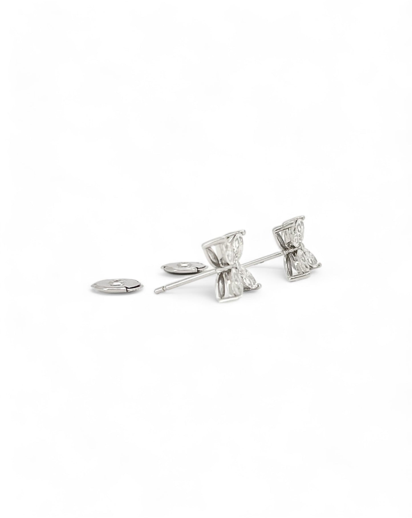 Whisper Round Moissanit Earrings