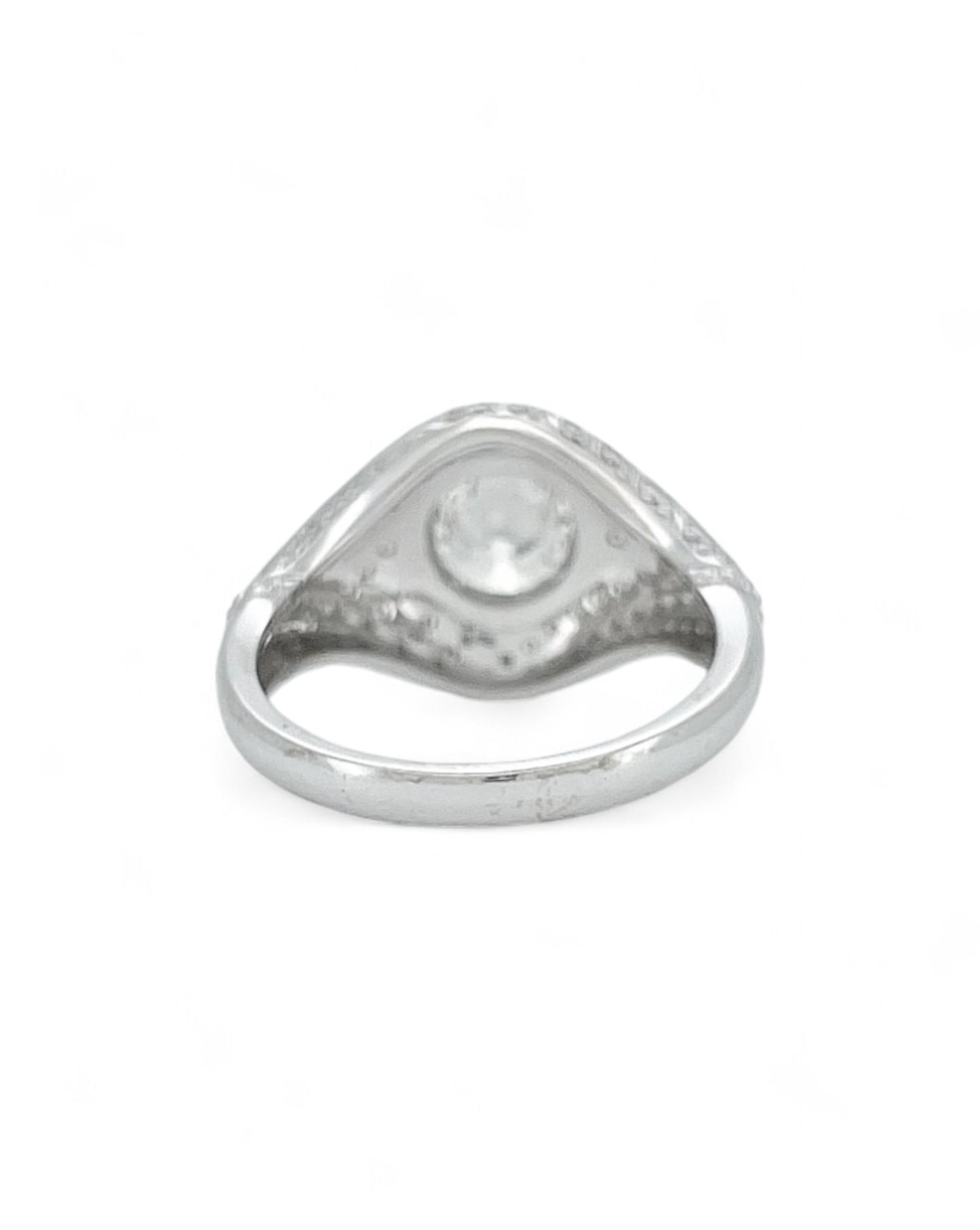 Heirloom Round Diamond Ring