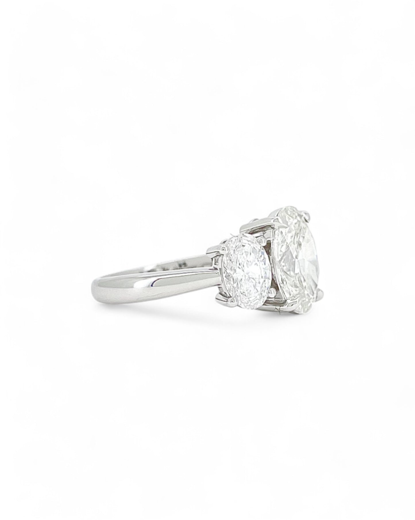 Elegance Triple Oval Diamond Ring