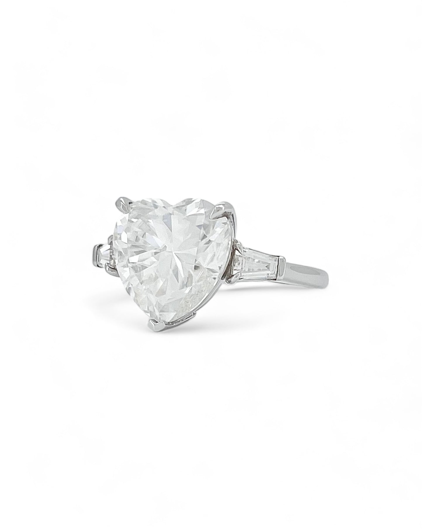 Elegance Heart Shape Moissanite Ring