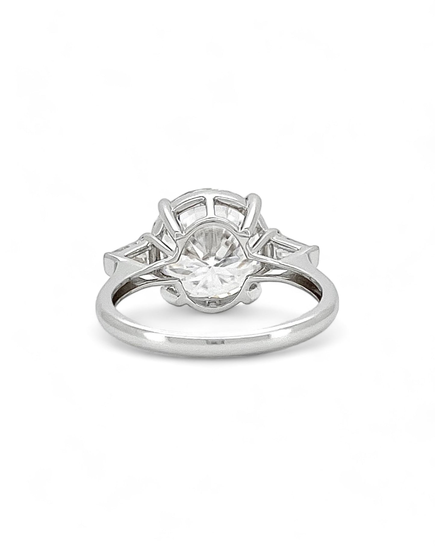 Elegance Round Moissanite Ring