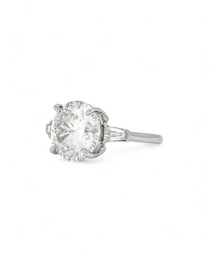 Elegance Round Moissanite Ring