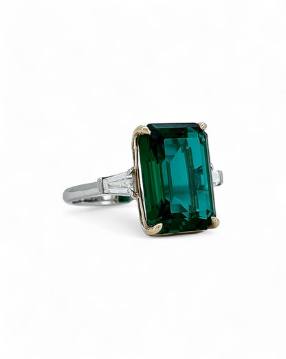 Elegance Emerald Moissanite Ring