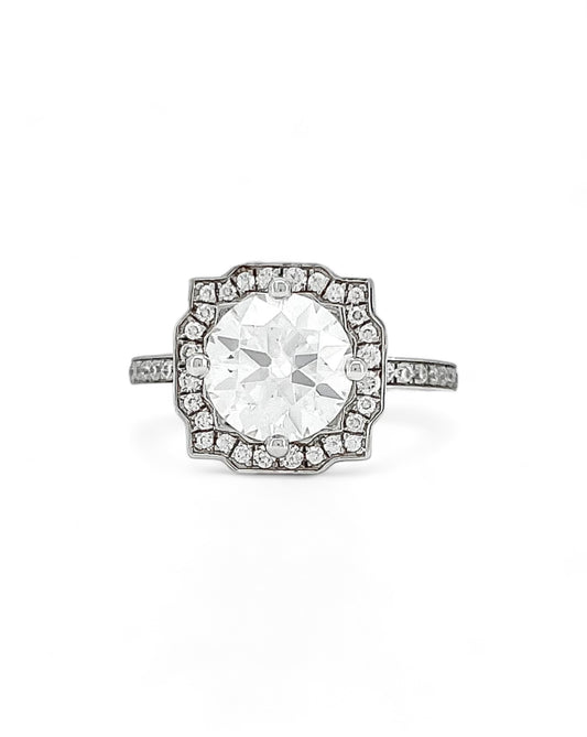 Empress Aura Moissanite Ring