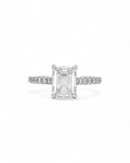 Privé Emerald Cut Moissanite Ring