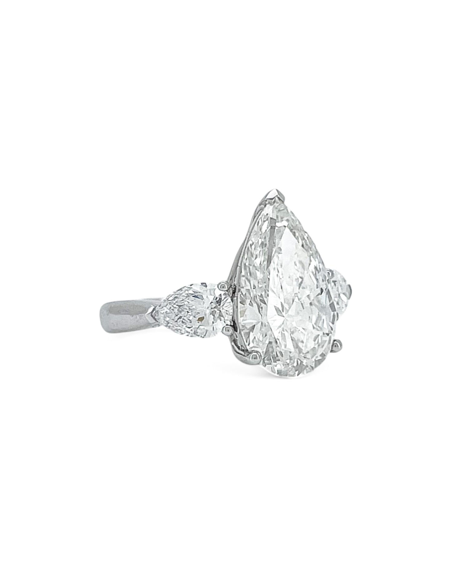 Elegance Pear Diamond Ring