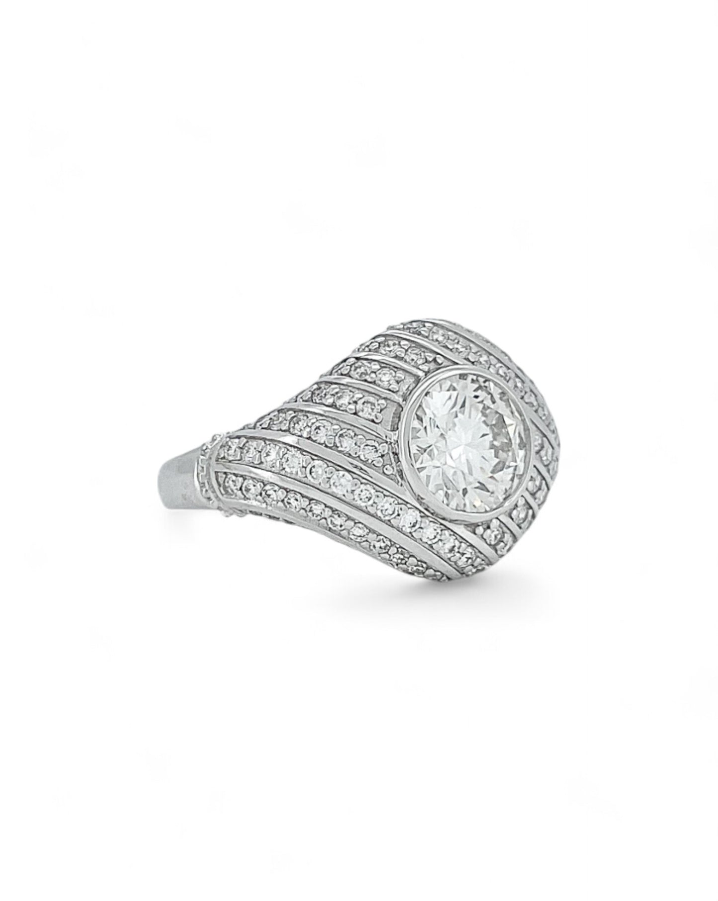 Heirloom Round Diamond Ring