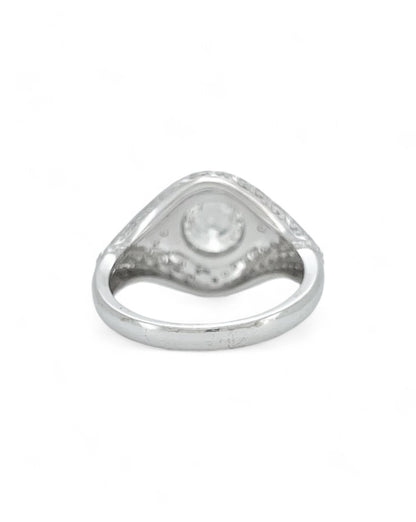 Heirloom Round Diamond Ring