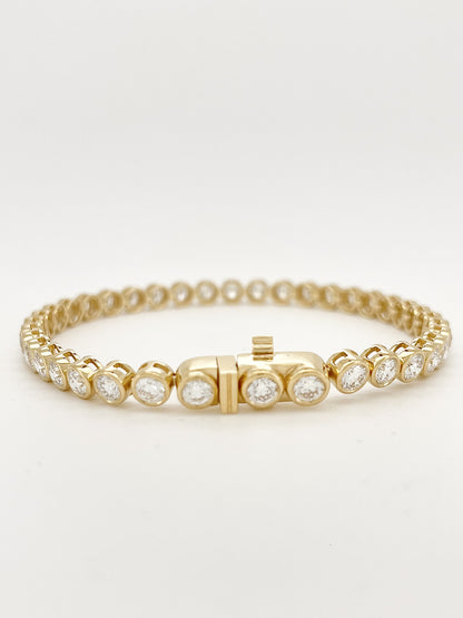 Tipsy Round Lab Diamond Tennis Bracelet