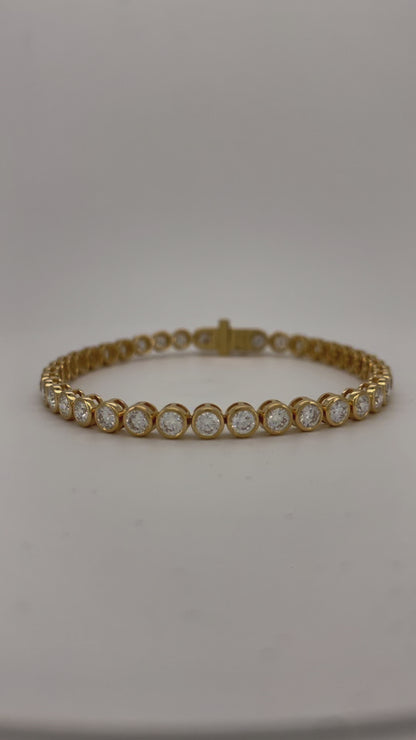 Tipsy Round Lab Diamond Tennis Bracelet