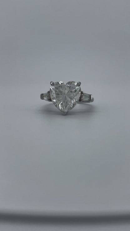 Elegance Heart Shape Moissanite Ring