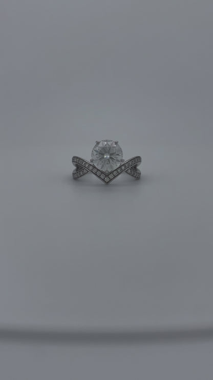 Emotion Round Moissanite Ring